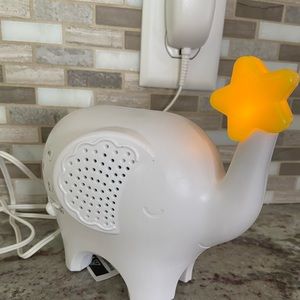 Elephant Star Night Light + Music